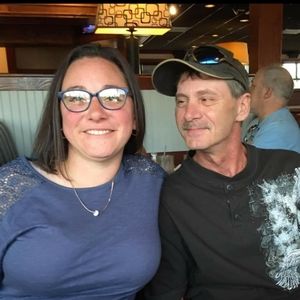 Meet your Poshers, Katie and Abby!